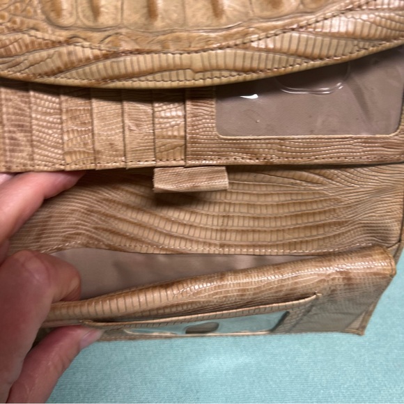 Brahmin Tan Crocodile Embossed leather checkbook wallet Clutch large - Picture 8 of 9